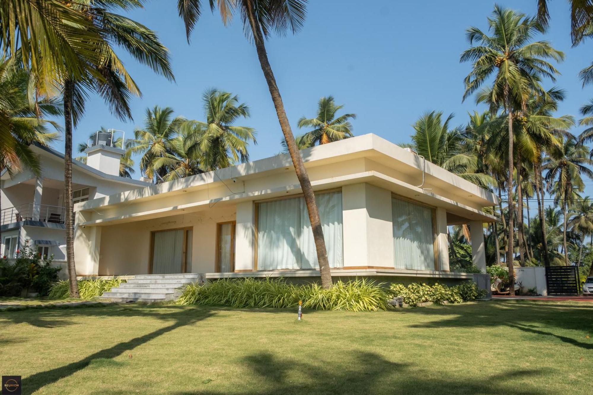 Reunion Ocean Elite - Beach House ウドゥピ エクステリア 写真