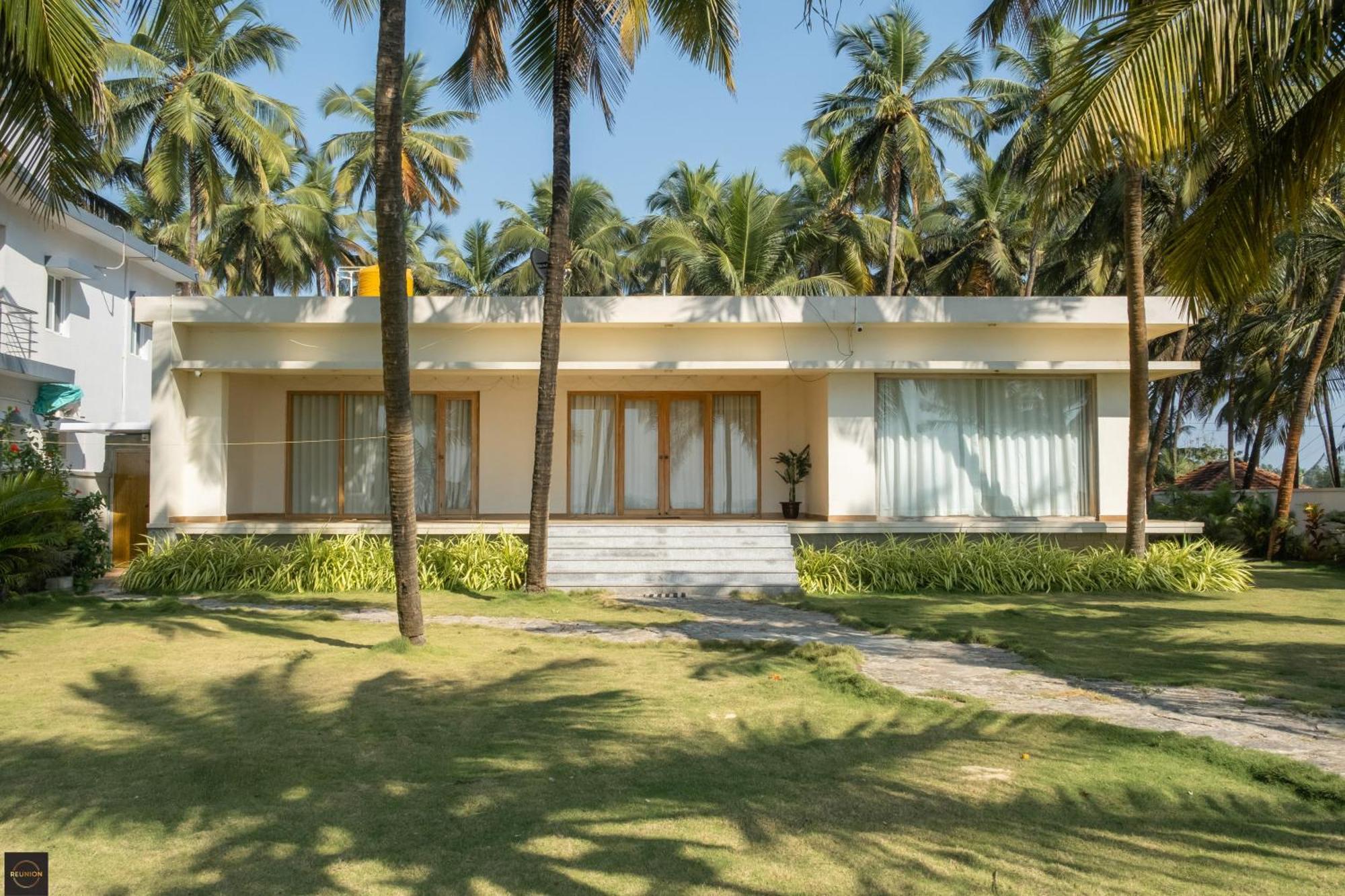 Reunion Ocean Elite - Beach House ウドゥピ エクステリア 写真